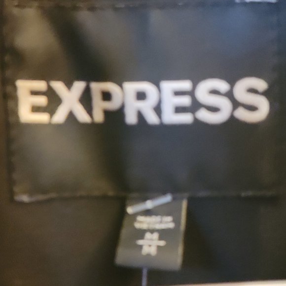 Express Double Breasted Classic Trenchcoat - Picture 14 of 15